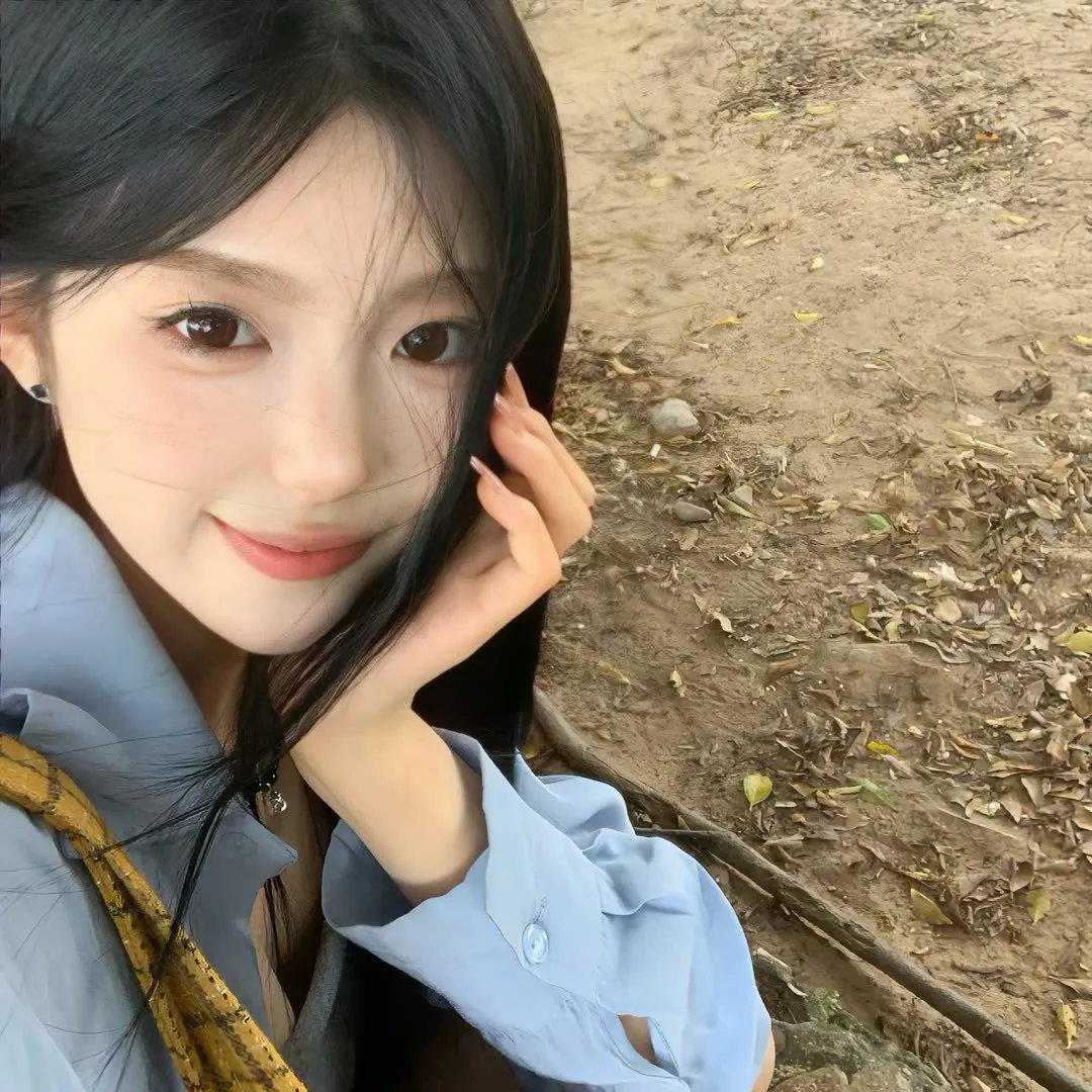 山沟沟里飞出个金凤凰